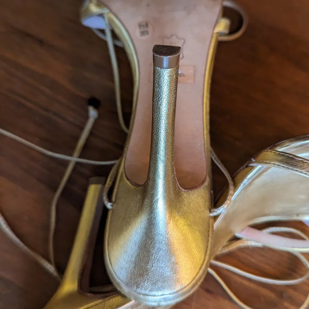 BCBG MAXAZRIA metallic gold ankle strap heeled sandals Size 8.5 - Picture 9 of 10